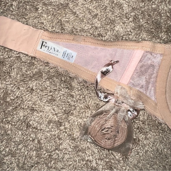 Felina Bra Nude 91084 Convertible Underwire Striped Bra 34B NEW - Picture 4 of 11